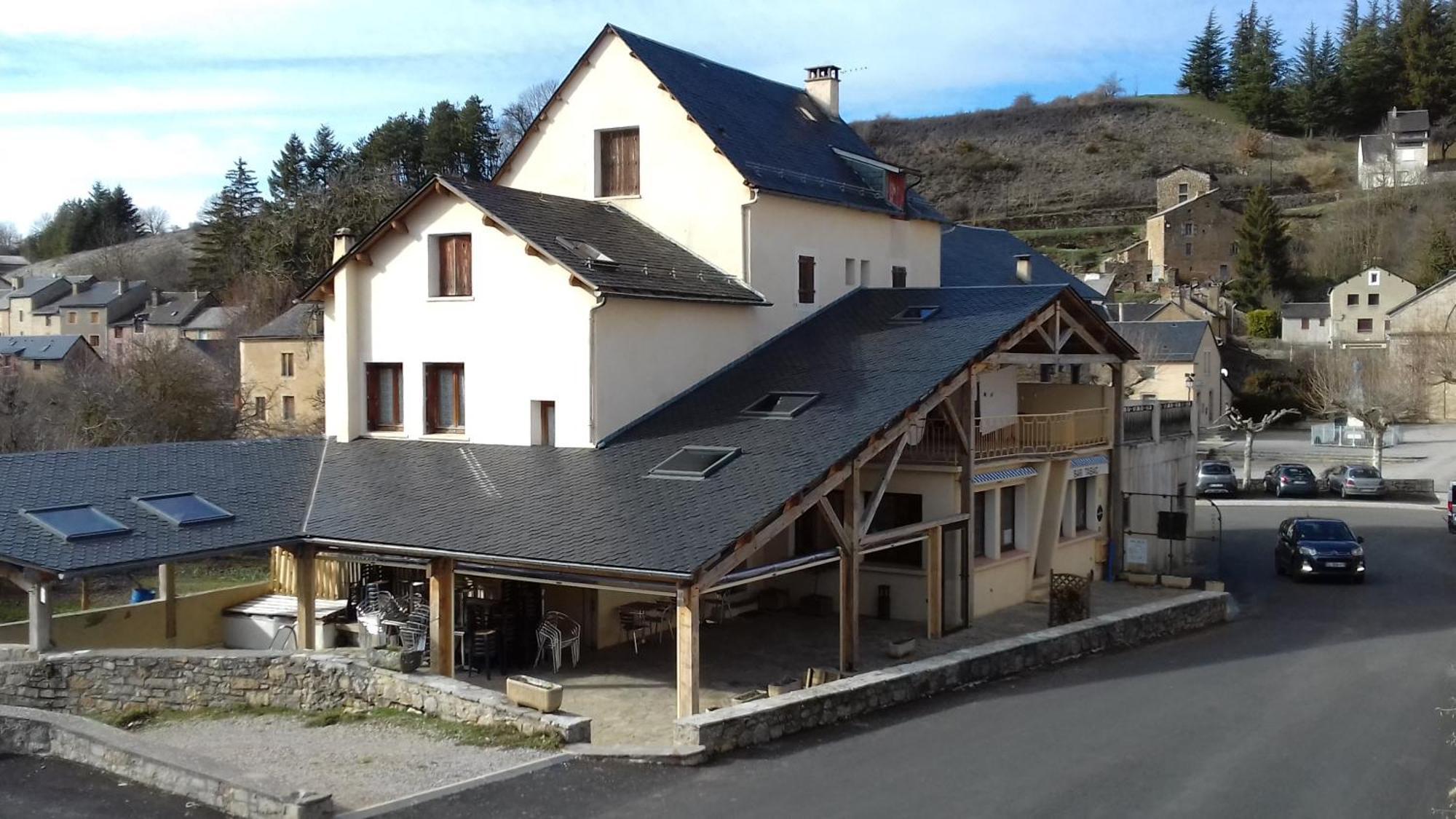 Hotel Le Bel Air Lanuéjols Екстериор снимка